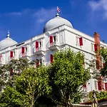 Bueyuekada Splendid Palace 3* Adalar