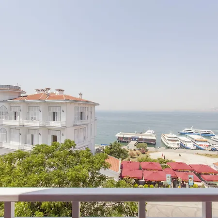 Büyükada Splendid Palace Hotel 3*