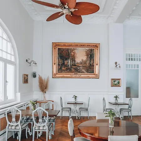 酒店 Bueyuekada Splendid Palace 3*