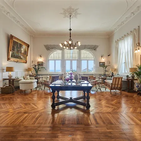 Bueyuekada Splendid Palace 3*