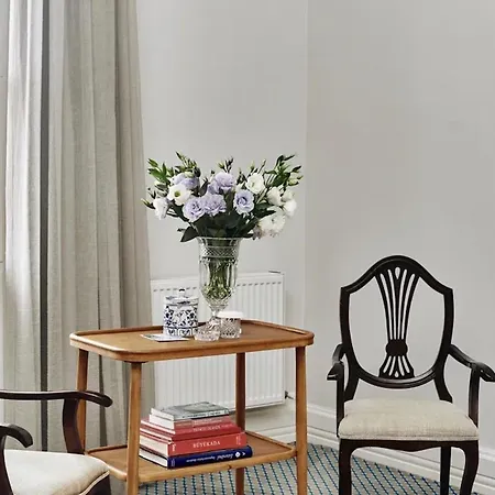 호텔 Bueyuekada Splendid Palace 아달라르