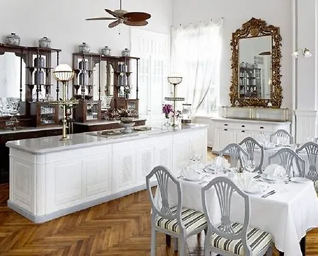 Splendid Palace 2*