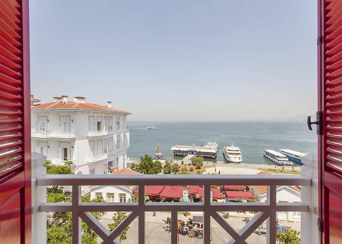 Hotel Bueyuekada Splendid Palace