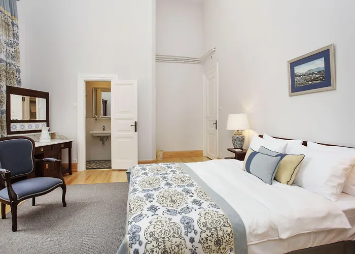 Bueyuekada Splendid Palace 3*