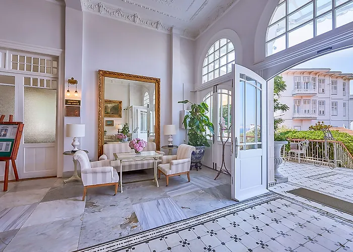 Bueyuekada Splendid Palace 3*