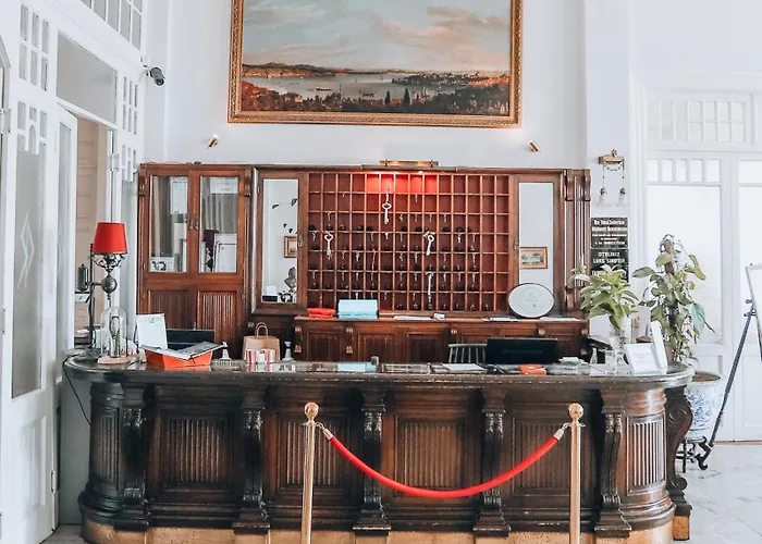 Hotel Bueyuekada Splendid Palace