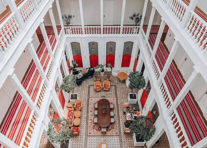 Hotel Bueyuekada Splendid Palace Prinseneilanden