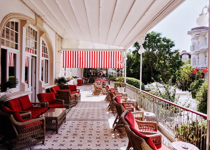 Bueyuekada Splendid Palace Hotel